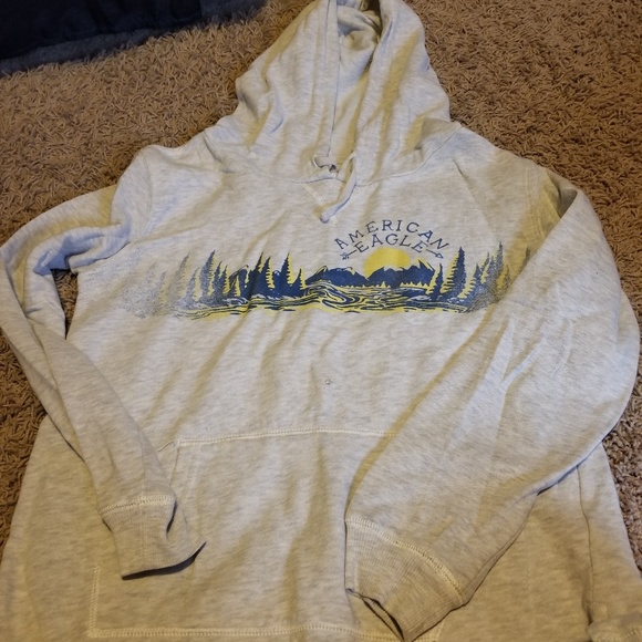 Sweatshirt - Picture 1 of 1